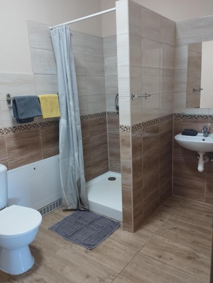 Mníšek pod Brdy Apartmany Audy 2 מראה חיצוני תמונה